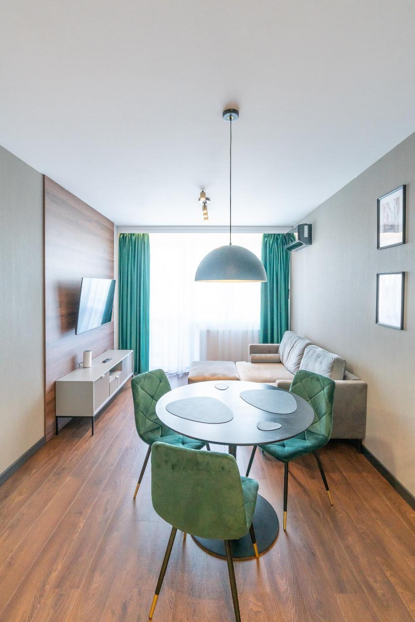Noche Apartamenty Premium بيالا بودلاسكا المظهر الخارجي الصورة