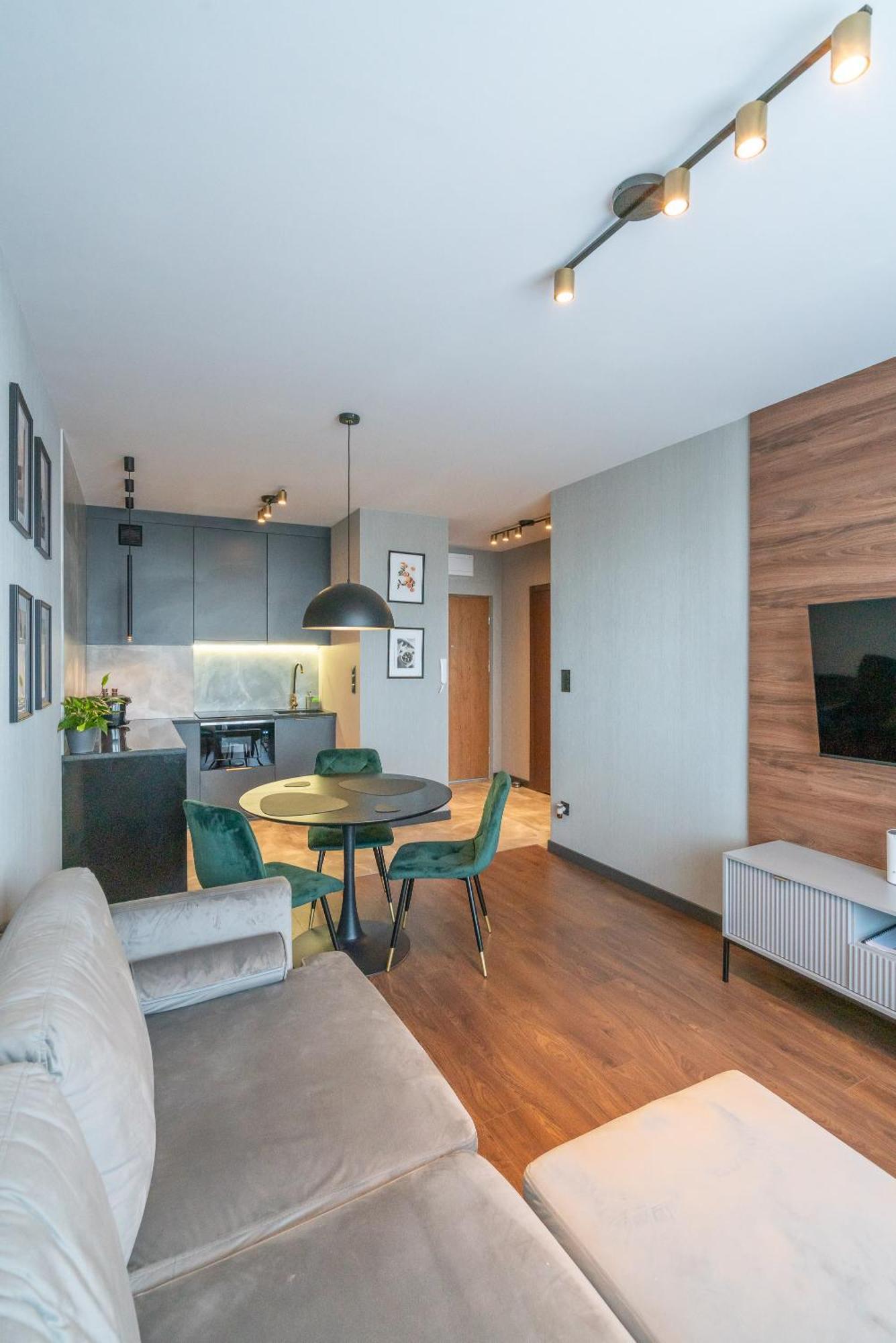 Noche Apartamenty Premium بيالا بودلاسكا المظهر الخارجي الصورة