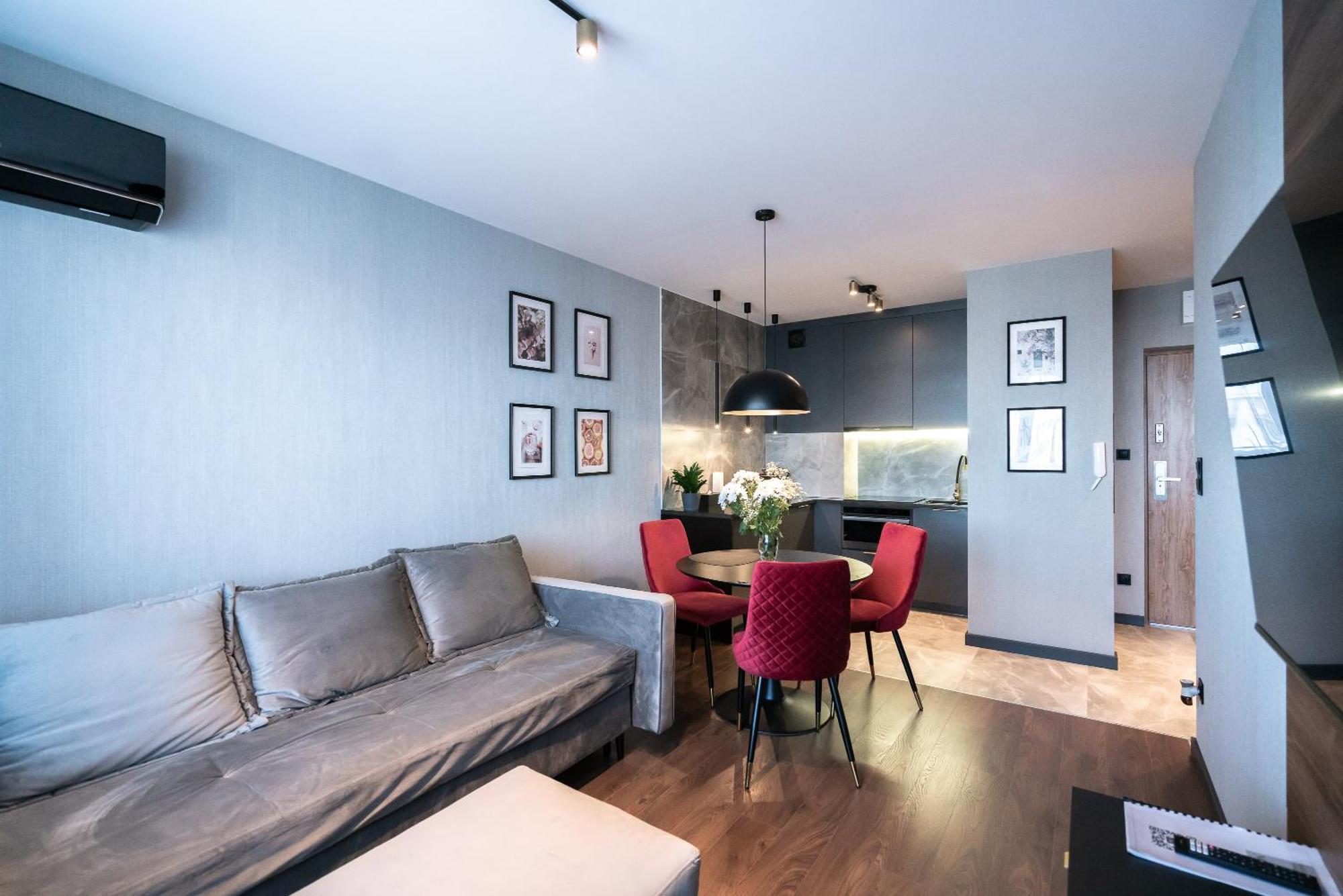 Noche Apartamenty Premium بيالا بودلاسكا المظهر الخارجي الصورة